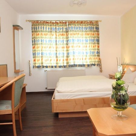 Hotel Ebert Neuhof  Eksteriør bilde